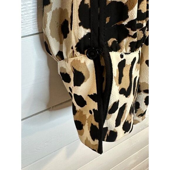 Chico's Womens Brown Black Beige Animal Print V-Neck Pullover Blouse Top Sz 2 - Picture 5 of 6